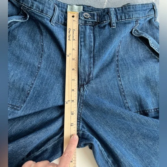 Pilcro/Anthropologie VERY Wide Leg Jeans Sz 31 - Picture 7 of 9